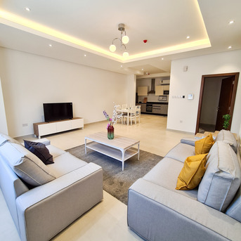 Janabiya, Apartments/Houses, BHD 450/month,  2 BR,  Bright And Elegant Fully Furnished Flat In Janabiya
