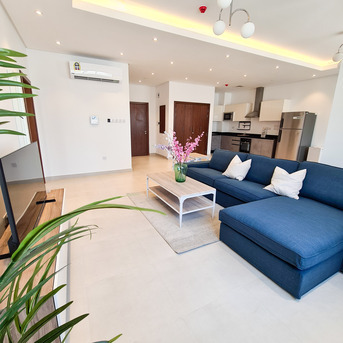 Janabiya, Apartments/Houses, BHD 450/month,  2 BR,  Bright And Spacious Fully Furnished Flat In Janabiya