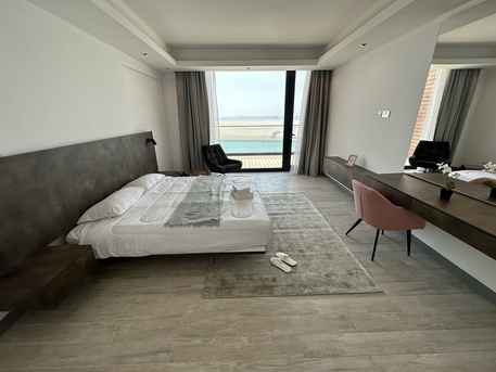 Manama, Apartments/Houses, BHD 300/month,  Studio,  Fully Furnished Apartment For Rent In Dilmunia Island With EWA