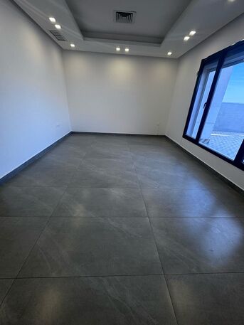 Kuwait City, Apartments/Houses, KWD 500/month,  2 BR,  For Rent In Al-Fintas, A Large Penthouse Apartment.