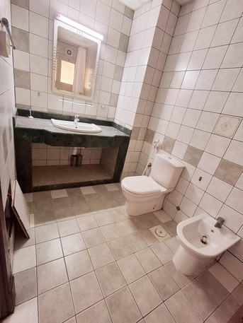 Mahooz, Apartments/Houses, BHD 450/month,  Furnished,  2 BR,  All Inclusive Very Spacious Fully Furnished 2 BHK Family Flat With Ewa, Parking @450/BD In