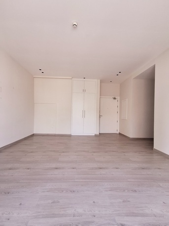 Mahooz, Apartments/Houses, BHD 425/month,  2 BR,  "Brand New"Neet& Clean Semi Furnished 2 BHK Flat With Ewa, Parking @425/BD In