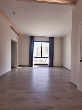 Mahooz, Apartments/Houses, BHD 425/month,  2 BR,  "Brand New"Neet& Clean Semi Furnished 2 BHK Flat With Ewa, Parking @425/BD In