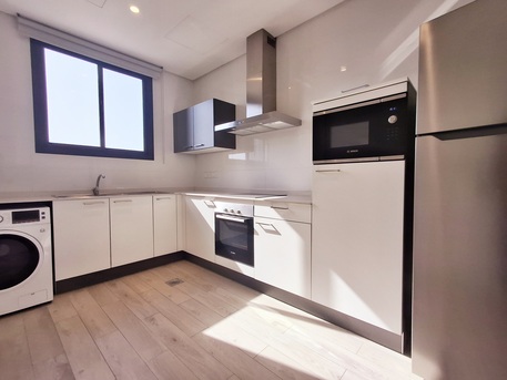 Mahooz, Apartments/Houses, BHD 425/month,  2 BR,  "Brand New"Neet& Clean Semi Furnished 2 BHK Flat With Ewa, Parking @425/BD In