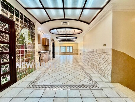 Kuwait City, Villas, KWD 2200,  Spacious 7-Bedroom Villa For Rent In Adan