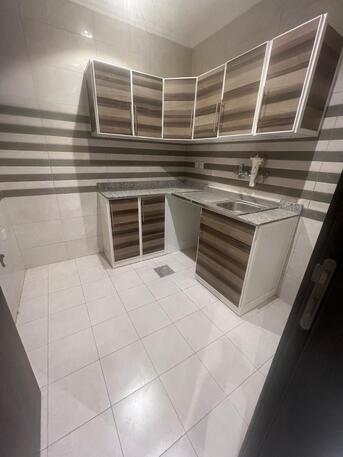 Salmiya, Apartments/Houses, KWD 350/month,  3 BR,  For Rent In Salmiya, A 3-bedroom Apartment With A Fitted Kitchen And 2 Bathrooms