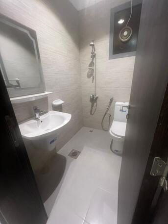 Salmiya, Apartments/Houses, KWD 350/month,  3 BR,  For Rent In Salmiya, A 3-bedroom Apartment With A Fitted Kitchen And 2 Bathrooms