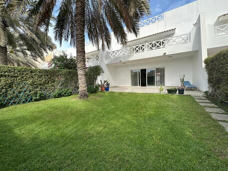 Budaiya, Apartments/Houses, BHD 750/month,  4 BR,  200 Sq. Meter,  Beach Front  Semi Furnished, Inclusive Of  Bd 750