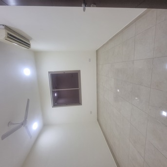 Manama, Apartments/Houses, BHD 250/month,  2 BR,  ₹2BATHROOM Hall Kitchen With Electricity