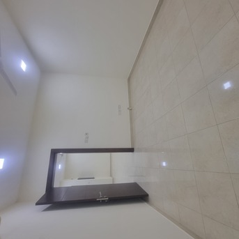 Manama, Apartments/Houses, BHD 250/month,  2 BR,  ₹2BATHROOM Hall Kitchen With Electricity