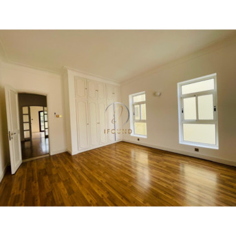 Mahooz, Villas, BHD 1500,  320 Sq. Meter,  Spacious 5-BHK Villa For Rent In Mahooz