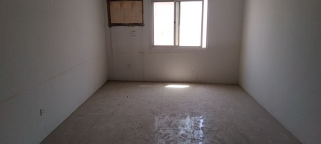 Salmaniya, Apartments/Houses, BHD 180/month,  2 BR,  2 Bedroom Specious Flat For Rent In Salmaniya ( Exclusive)
