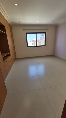 Umm Al Hassam, Apartments/Houses, BHD 600/year,  3 BR,  218 Sq. Meter,  Luxury Compound Flat Gor Rent