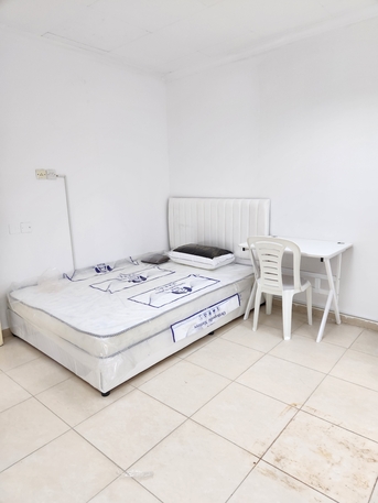Olaya, Rooms Available, SAR 1200/month,  Furnished,  Bed Sapce For Executive Males