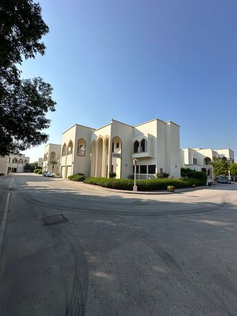 Manama, Villas, BHD 1600,  500 Sq. Meter,  LUXURY VILLA WITH PRIVATE POOL FOR RENT IN JASRA