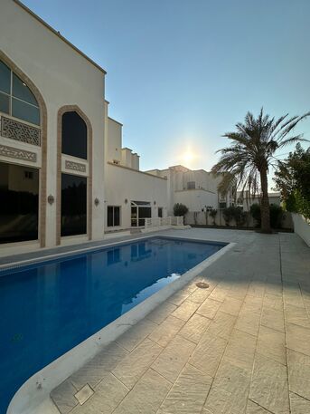 Manama, Villas, BHD 1600,  500 Sq. Meter,  LUXURY VILLA WITH PRIVATE POOL FOR RENT IN JASRA