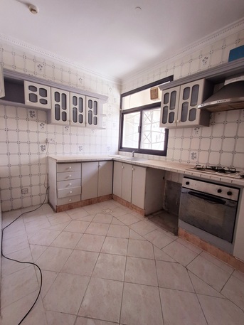 Umm Al Hassam, Apartments/Houses, BHD 200/month,  2 BR,  Neet & Clean- Spacious Un Furnished 2 BHK Balcony Flat Without Ewa@200/BD In Um Al Hassam
