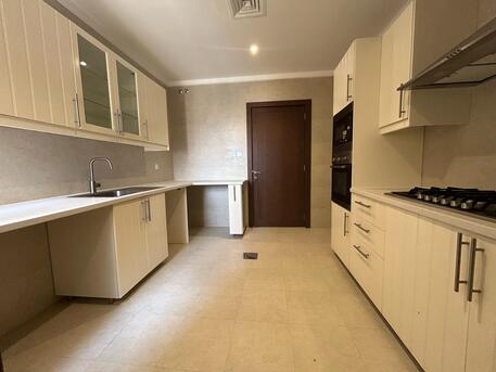 Salmiya, Apartments/Houses, KWD 970/month,  3 BR,  A 3-bedroom Apartment In Salmiya, Including A Master Bedroom, With A Living Room And Fitte