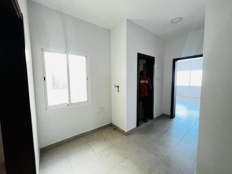 Manama, Apartments/Houses, BHD 200/month,  1 BR,  &1BATHROOM Hall Kitchen With Electricity Car Parking