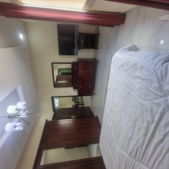 Juffair, Apartments/Houses, BHD 480/month,  3 BR,  &3BATHROOM Hall Kitchen Fully Furnished  With Electricity (no Limit)  Car Parking
