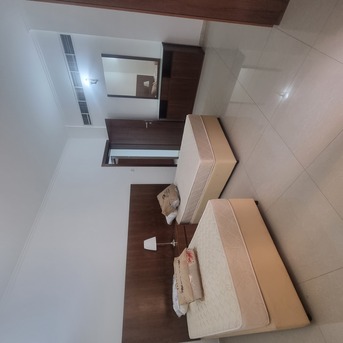 Juffair, Apartments/Houses, BHD 400/month,  2 BR,  &2BATHROOM Hall Kitchen Balkani Fully Furnished  With Electricity   Car Parking