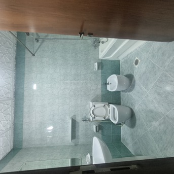 Juffair, Apartments/Houses, BHD 400/month,  2 BR,  &2BATHROOM Hall Kitchen Balkani Fully Furnished  With Electricity   Car Parking