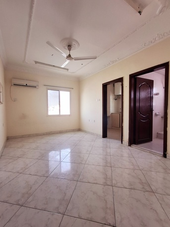 Adliya, Apartments/Houses, BHD 190/month,  2 BR,  Bright & Spacious Semi Furnished 2 BHK Family Flat Without Electricity @190/BD In Adliya