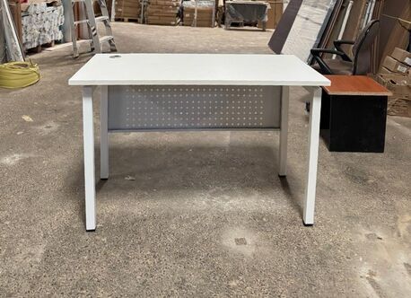 Jeddah, Furniture, SAR 250,  Office / Study Table