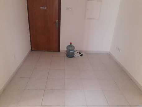 Manama, Apartments/Houses, BHD 160/month,  Studio,  100 Sq. Meter,  2 Bhk Unfurnished Flat Available In Manama Call Aleena