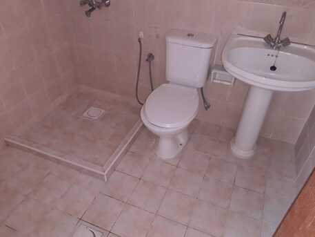Manama, Apartments/Houses, BHD 160/month,  Studio,  100 Sq. Meter,  2 Bhk Unfurnished Flat Available In Manama Call Aleena