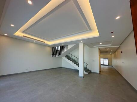 Manama, Apartments/Houses, BHD 1000/month,  4 BR,  400 Sq. Meter,  Brand New