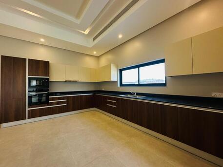 Manama, Apartments/Houses, BHD 1000/month,  4 BR,  400 Sq. Meter,  Brand New