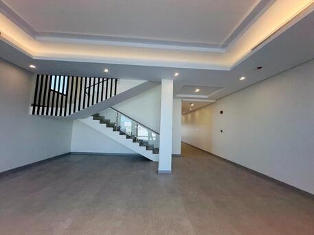 Manama, Apartments/Houses, BHD 1000/month,  4 BR,  400 Sq. Meter,  Brand New