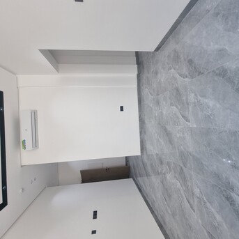 Salmaniya, Apartments/Houses, BHD 275/month,  2 BR,  @2BATHROOM Hall Kitchen Without Electricity Brand New Building Car Parking