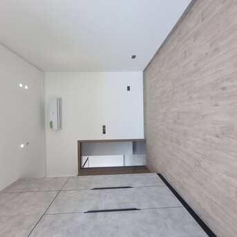 Salmaniya, Apartments/Houses, BHD 275/month,  2 BR,  #2BATHROOM Hall Kitchen Without Electricity Brand New Building Car Parking