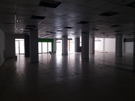 Hoora, Shops, BHD 2700,  Showroom Rent 3 Shutter Big 750 Square Miter Arya 2 Bath In-(((Hoora)))