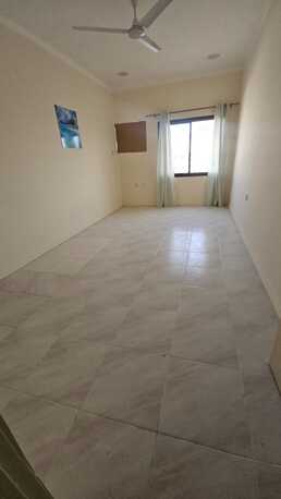 Adliya, Apartments/Houses, BHD 190/month,  2 BR,  2 Bedroom Unfurnished Flat For Rent Without Ewa