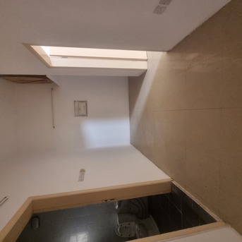 Salmaniya, Apartments/Houses, BHD 140/month,  2 BR,  *1BATHROOM Hall Kitchen Without Electricity