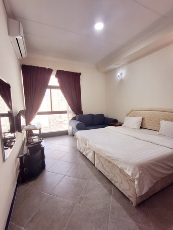 Juffair, Apartments/Houses, BHD 200/month,  Furnished,  Studio,  All Inclusive Fully Furnished Neet Studio Flat With Unlimited Ewa, Parking @200 BD Juffair