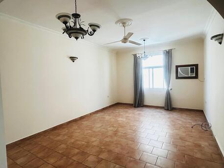 Manama, Apartments/Houses, BHD 250/month,  2 BR,  SEMI FURNISHED 2 BHK APARTMENT FOR  RENT IN BURHAMA[NEAR LULUMALL] -: SUBEER*38185065