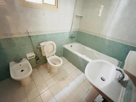 Manama, Apartments/Houses, BHD 250/month,  2 BR,  SEMI FURNISHED 2 BHK APARTMENT FOR  RENT IN BURHAMA[NEAR LULUMALL] -: SUBEER*38185065