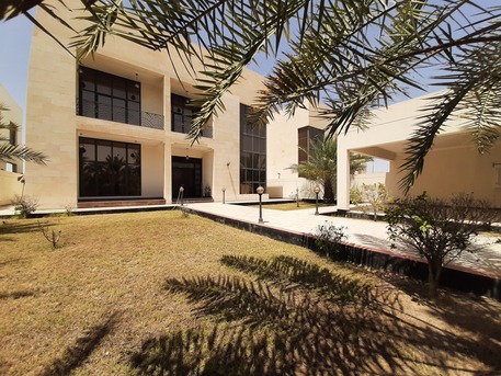 Janabiya, Apartments/Houses, BHD 1300/month,  4 BR,  400 Sq. Meter,  Luxury Private Villa With Pool  Janabiya BD:1300/- Exclusive