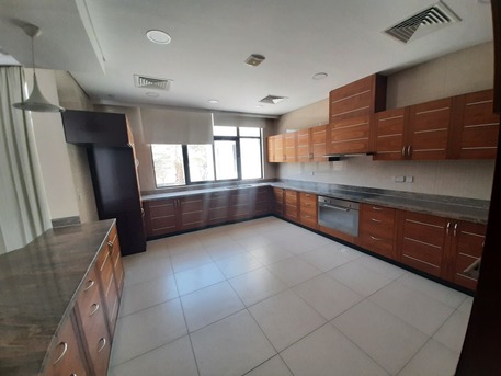 Janabiya, Apartments/Houses, BHD 1300/month,  4 BR,  400 Sq. Meter,  Luxury Private Villa With Pool  Janabiya BD:1300/- Exclusive