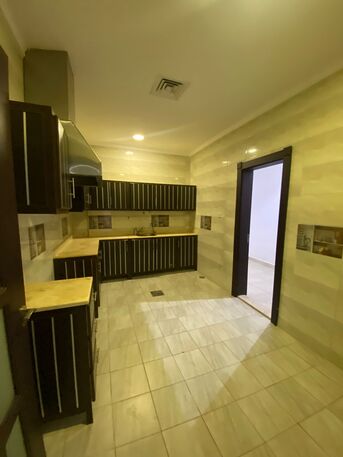 Kuwait City, Apartments/Houses, KWD 550/month,  3 BR,  Ground Floor Apartment For Rent In AlRumaithiya Three Bedrooms, Including A Master Bedroom