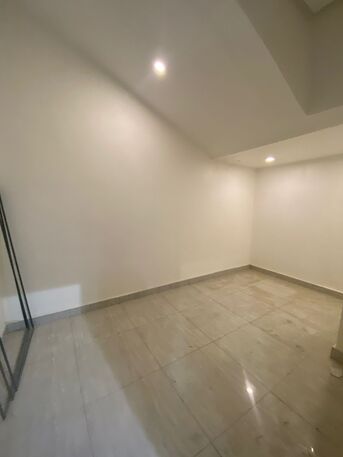 Kuwait City, Apartments/Houses, KWD 1350/month,  5 BR,  For Rent, A Duplex In Al-Fintas Five Rooms On The Ground Floor