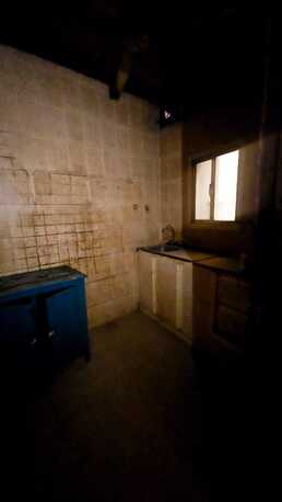 Salmaniya, Apartments/Houses, BHD 180/month,  3 BR,  3 Bedroom Un Furnished Flat For Rent Without Ewa