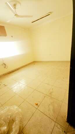 Salmaniya, Apartments/Houses, BHD 180/month,  3 BR,  3 Bedroom Un Furnished Flat For Rent Without Ewa
