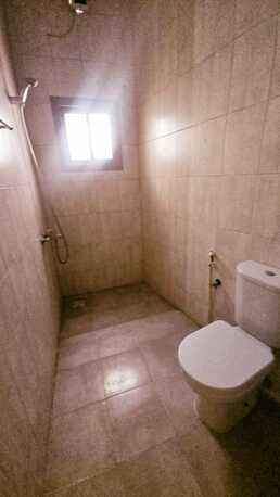 Salmaniya, Apartments/Houses, BHD 180/month,  2 BR,  2 Bedroom Unfurnished Flat For Rent Without Ewa