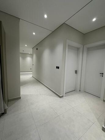 Khobar, Apartments/Houses, SAR 60000/year,  4 BR,  Sea View Residential Apartment With Balcony At Khobar