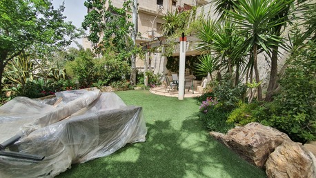 Amman, Apartments/Houses, JOD 16000/year,  Furnished,  3 BR,  Fully Furnished 3B Apart With Baconly, Garden And Pool In Shemsani 00962777688956